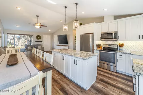 6800 Pah Rah Dr, Sparks, NV 89436