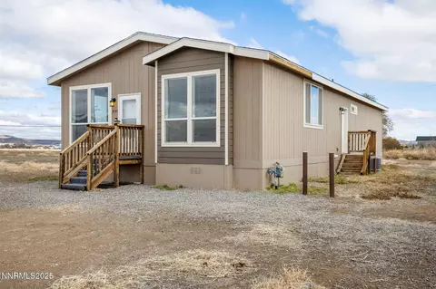 3040 Elm St, Silver Springs, NV 89429