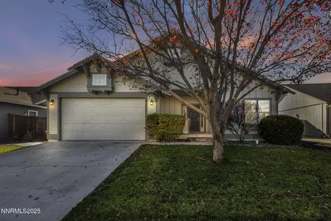 1031 Village Knoll Dr, Sparks, NV 89436