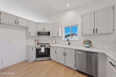 Kitchen - 8602 Strutter Way, Reno, NV 89506 photo 2 of 2