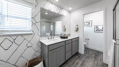 Bath - 7643 Avid Dr, Reno, NV 89506 photo 1 of 2