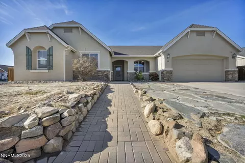 11 Cedar Crest Ct, Dayton, NV 89403