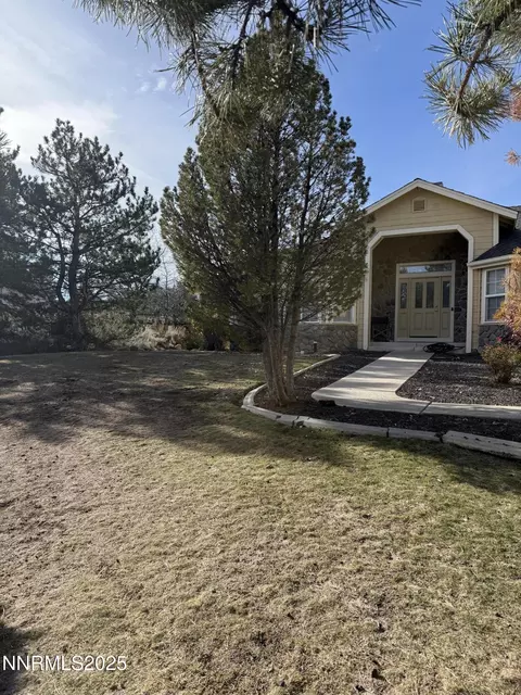 14315 W Windriver Ln, Reno, NV 89511