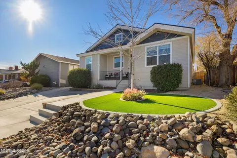 1217 Lander St, Reno, NV 89509
