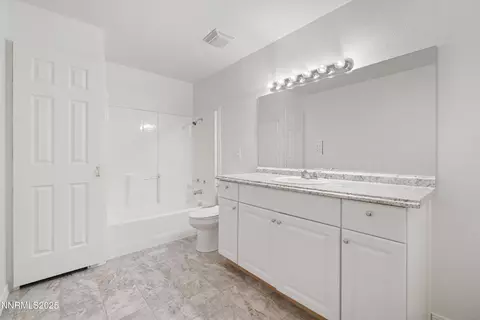 Bath - 3375 Duane Dr, Fallon, NV 89406 photo 1 of 2