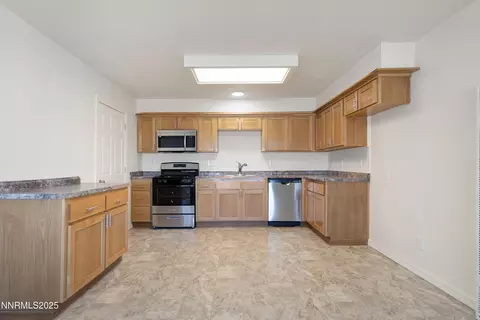 Kitchen - 3375 Duane Dr, Fallon, NV 89406 photo 1 of 3
