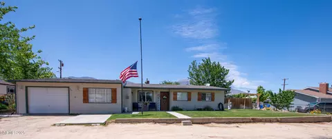 271 B St, Hawthorne, NV 89415
