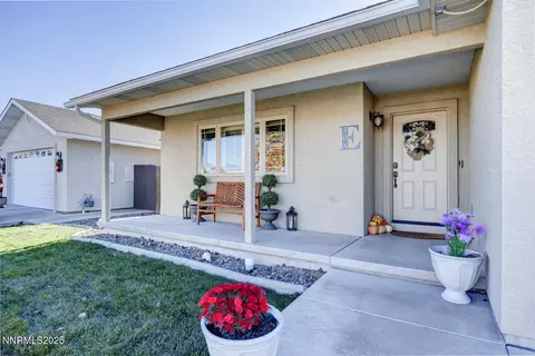 508 Cicada St, Fallon, NV 89406 photo 2