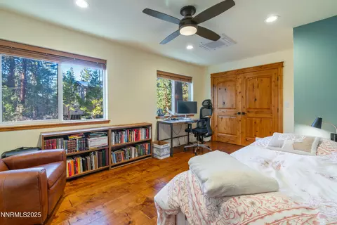 Bedroom - 171 Pine Dr, Stateline, NV 89449 photo 5 of 6