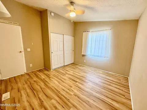 195 W Classic Way, Fallon, NV 89406 photo 9