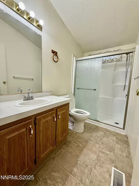 195 W Classic Way, Fallon, NV 89406 photo 7