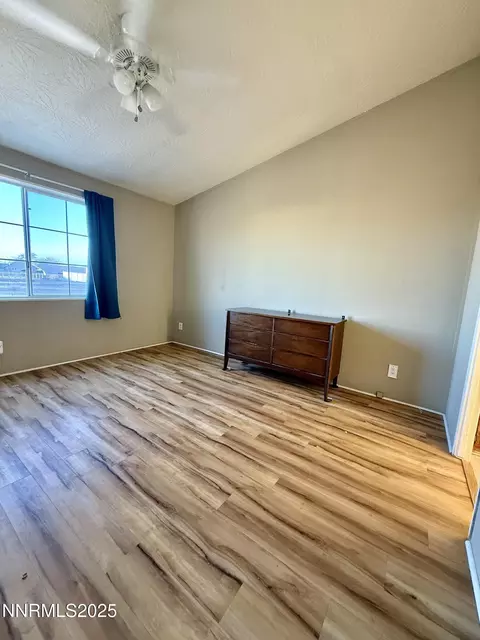 195 W Classic Way, Fallon, NV 89406 photo 8