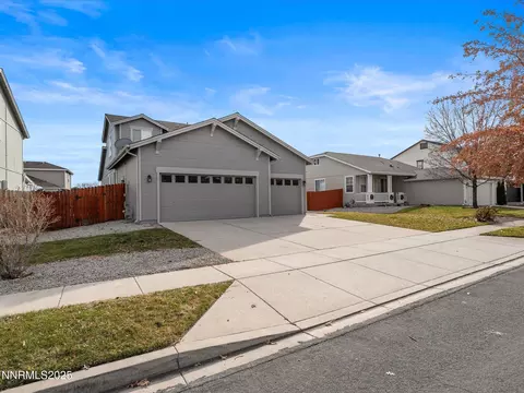 8934 Sorcha St, Reno, NV 89506