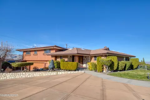 1965 Solari Dr, Reno, NV 89509