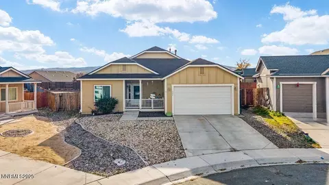 689 Canary Cir, Fernley, NV 89408