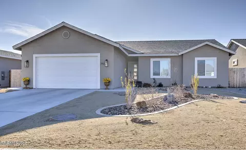 751 Colorado Ln, Fallon, NV 89406