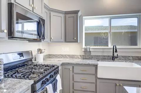 Kitchen - 751 Colorado Ln, Fallon, NV 89406 photo 2 of 2