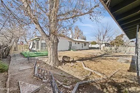 Exterior - 475 S Bailey St, Fallon, NV 89406 photo 6 of 7
