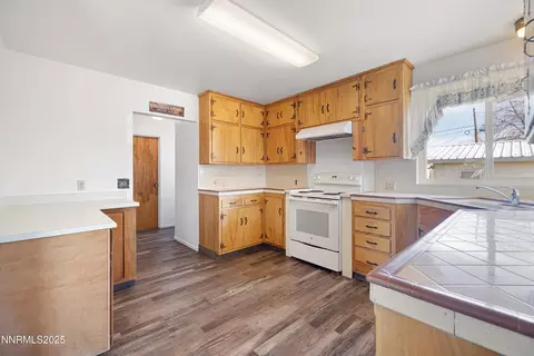 Kitchen - 475 S Bailey St, Fallon, NV 89406 photo 2 of 3