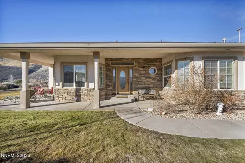 1160 Eagle Ct, Carson City, NV 89701 photo 2