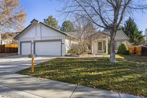 5466 Santa Rosa Ave, Sparks, NV 89436