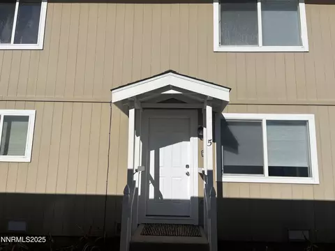 1265 Redwood Cir #5, Gardnerville, NV 89460