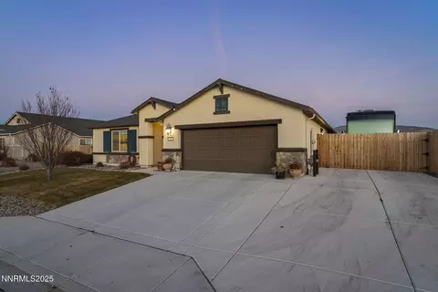 742 Mallard Crest Dr, Sparks, NV 89441