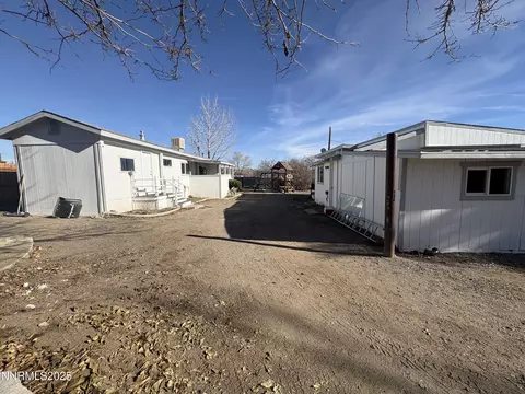 5884 Leon Dr, Sun Valley, NV 89433