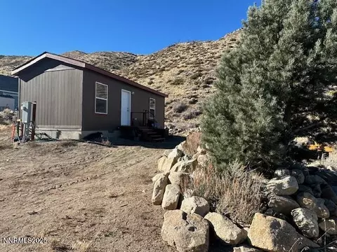 356 Western Dr, Coleville, CA 96107