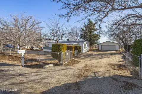 230 Penelope Dr, Sun Valley, NV 89433