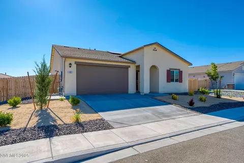 805 Natalie Ln, Fernley, NV 89408