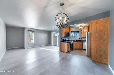 2679 Sycamore Glen Dr #4, Sparks, NV 89434