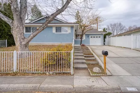 745 Akard Dr, Reno, NV 89503