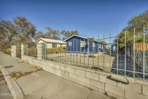 687 Douglas St, Fallon, NV 89406
