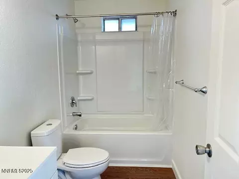 Bath - 943 E Front St, Fallon, NV 89406 photo 3 of 3