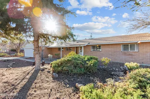7365 Pinehurst Cir, Reno, NV 89502