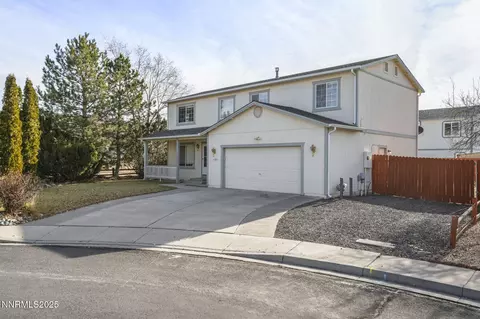 17782 Fossil Ct, Reno, NV 89508