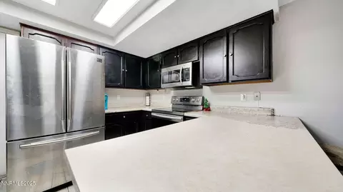 Kitchen - 7640 Bluestone Dr, Reno, NV 89511 photo 3 of 4