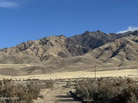 01111015 Well Rd, Lovelock, NV 89419
