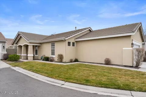 10482 Summershade Ln, Reno, NV 89521 photo 3