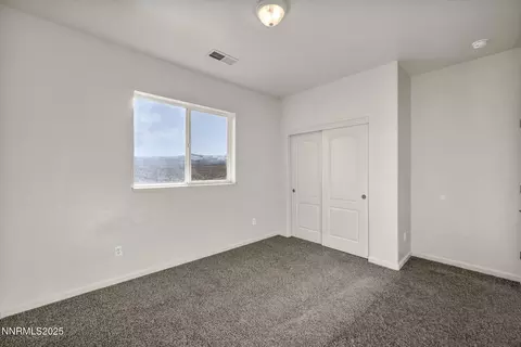 Bedroom - 119 Red Oak Ct, Fernley, NV 89408 photo 4 of 9