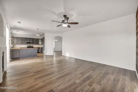 Living - 119 Red Oak Ct, Fernley, NV 89408 photo 7 of 7