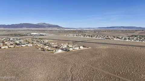 View/Area - 119 Red Oak Ct, Fernley, NV 89408 photo 13 of 14