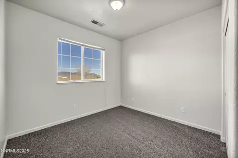 Bedroom - 119 Red Oak Ct, Fernley, NV 89408 photo 6 of 9