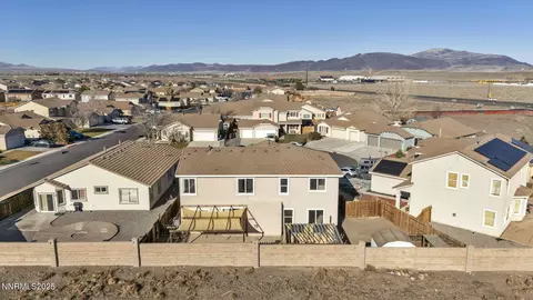 View/Area - 119 Red Oak Ct, Fernley, NV 89408 photo 5 of 14