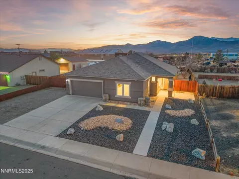 327 Valley Vista Dr, Dayton, NV 89403