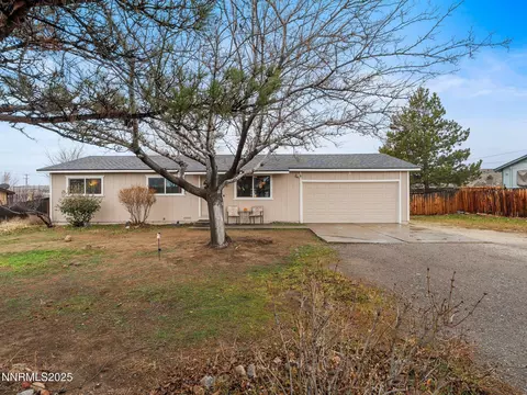 5700 Dolores Dr, Sparks, NV 89436