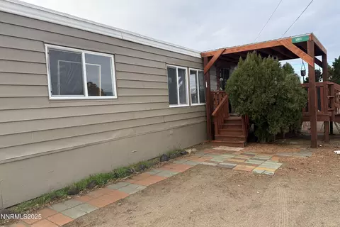 3801 Citrus St, Silver Springs, NV 89429