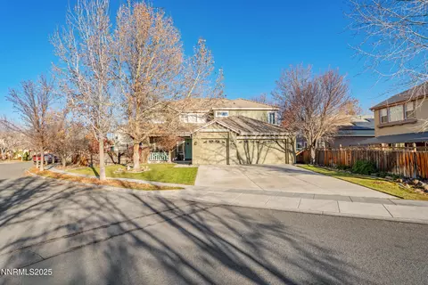 6790 Talmedge Cir, Sparks, NV 89436