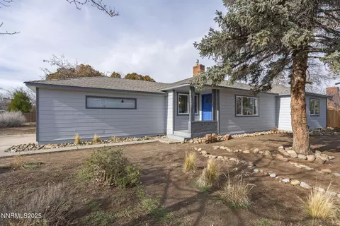 Exterior - 1085 Memory Ln, Reno, NV 89509 photo 3 of 4